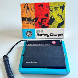 Vintage GE Perma-Cell Battery Charger BC1 Nickel Cadmium w Box